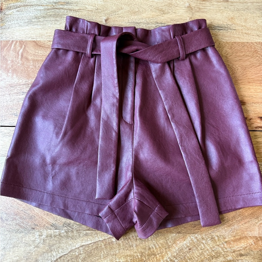 BCBG MaxAzria Burgundy Faux Leather Paperbag Waist Shorts XXS